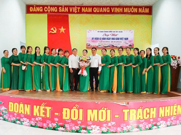 Họp mặt kỷ niệm 42 năm Ngày Nhà giáo Việt Nam (20/11/1982 - 20/11/2024)